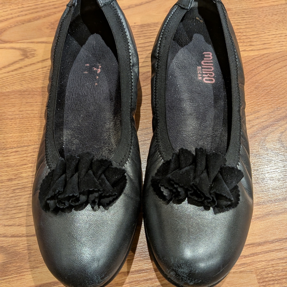 Munro Black Leather Flats for Effortless Elegance
